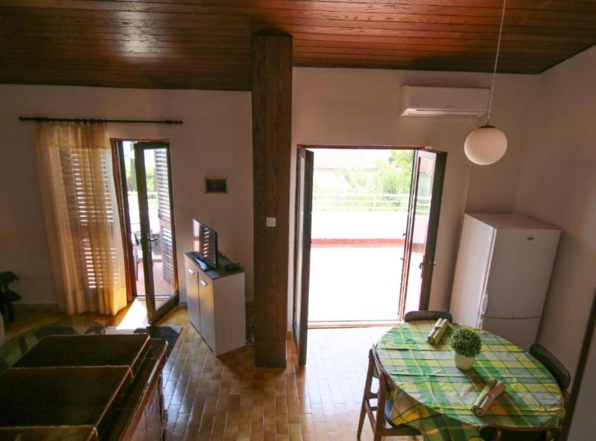 Apartment Darmy Trogir Exterior photo