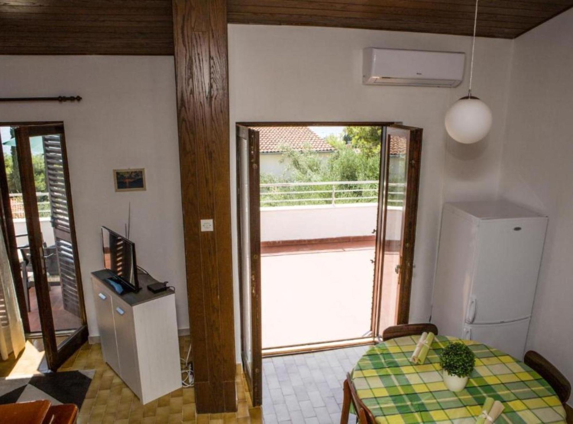 Apartment Darmy Trogir Exterior photo